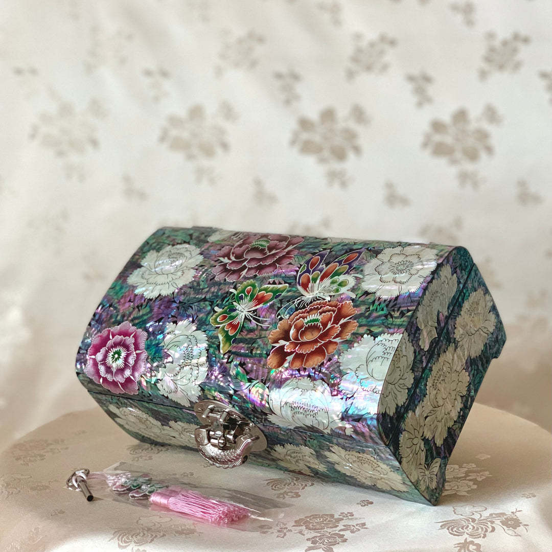 Mother of Pearl Handmade Jewelry Box with Butterfly and Peony Pattern (자개 호접 목단문 보석함)