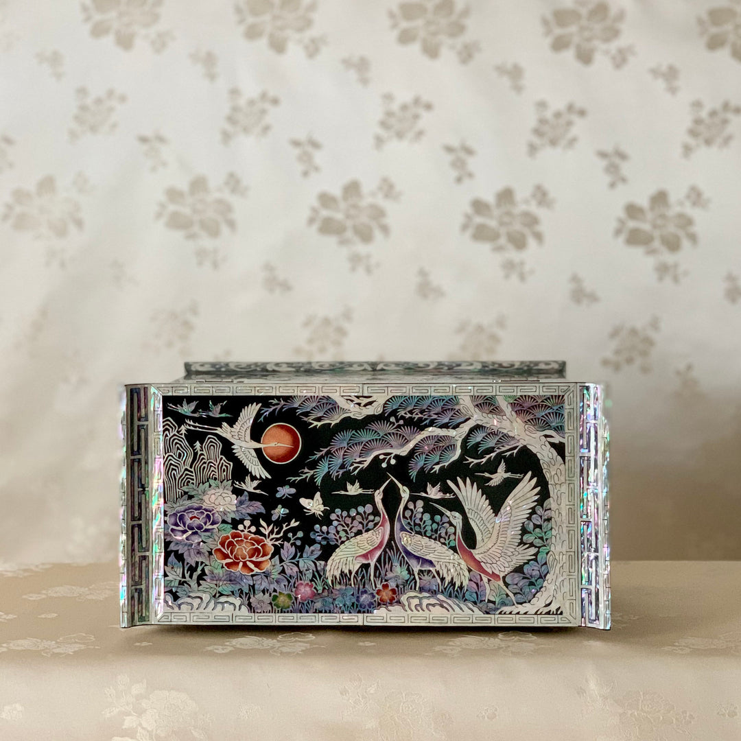 素晴らしい韓国王室の伝統的なマザーオブパールの花と鶴の模様の手作りジュエリーボックス