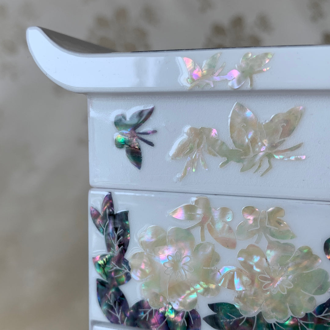 Royal and Rare White Korean Traditional Mother of Pearl Handmade Jewelry Box with Butterflies and Flowers