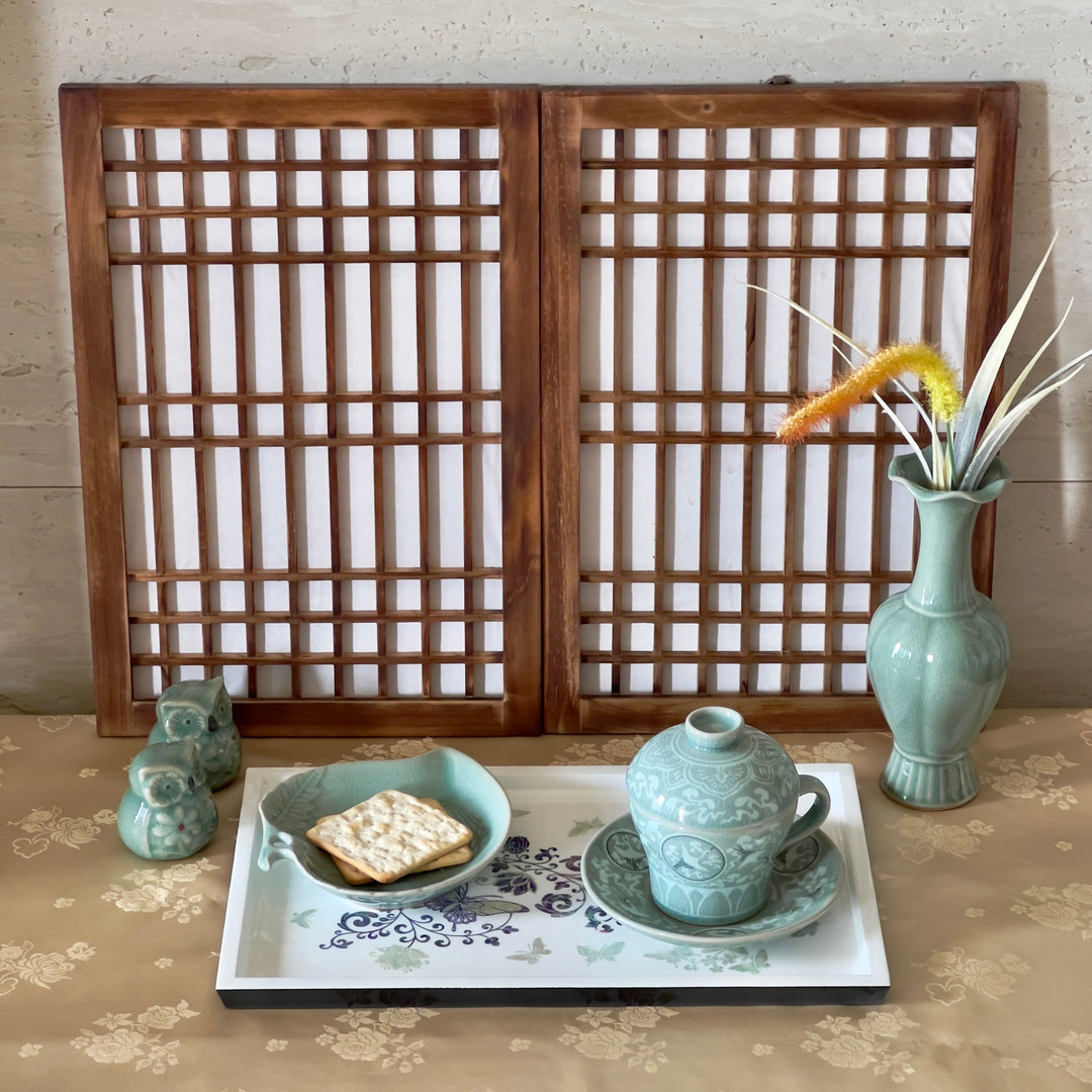 Fenster- und Türrahmen aus Holz mit traditionellem Muster (목재 문창살)