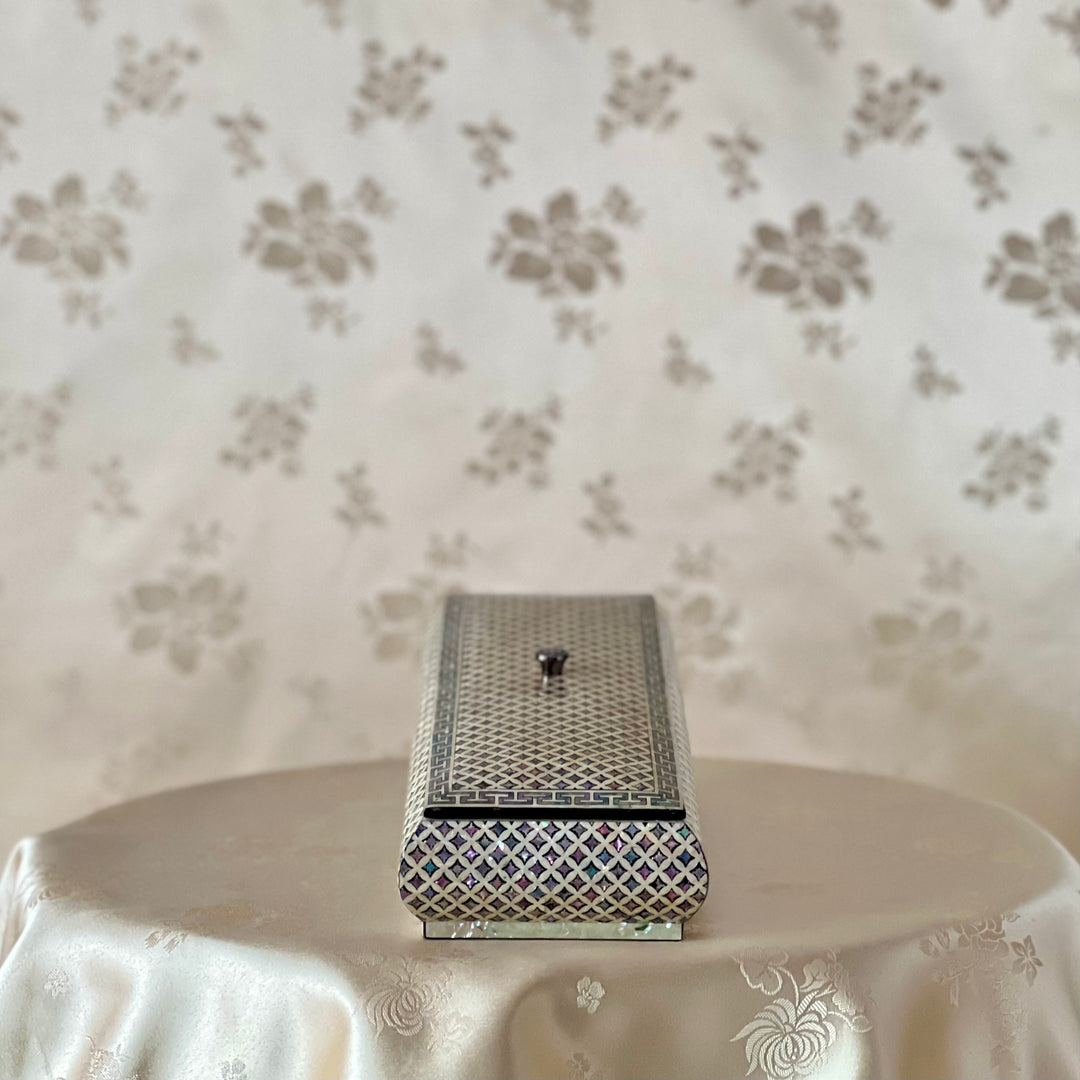 Mother of Pearl Jewelry Box or Chopsticks Box with Child Pattern (자개 칠보문 수저함)